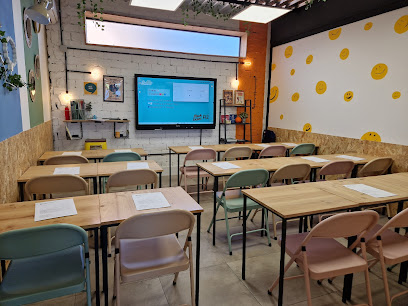 Bulldog Learning Studio - Academia de idiomas y refuerzo escolar Huelva