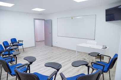 EZ English - Academia Guinardó - Centro Examinador Oficial